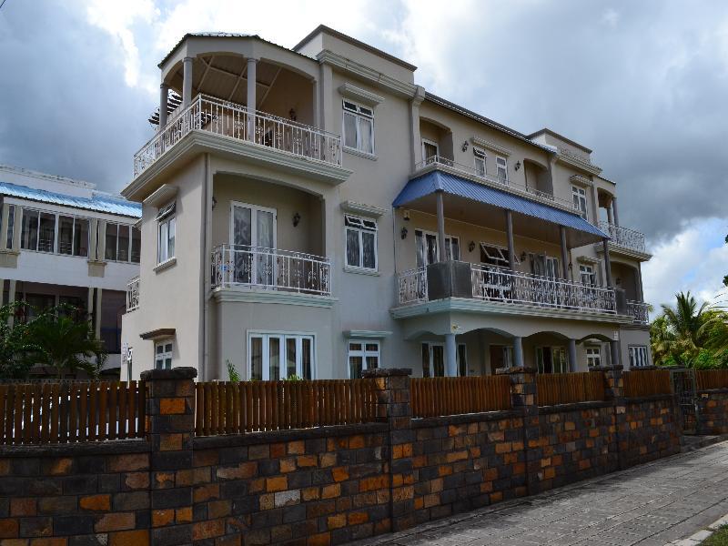 Jet Villa Flic en Flac Exterior photo